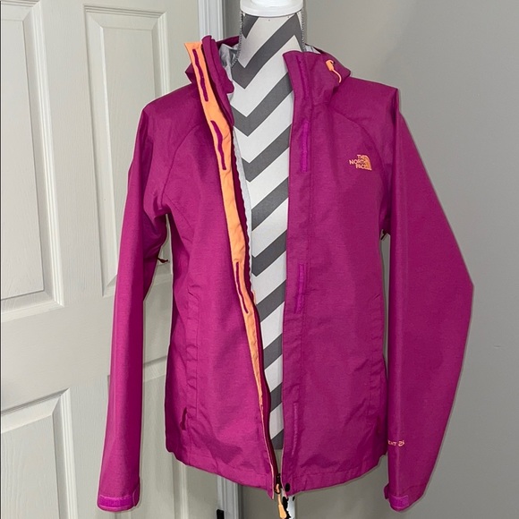 The North Face Jackets & Blazers - Women’s North Face M Hyvent jacket